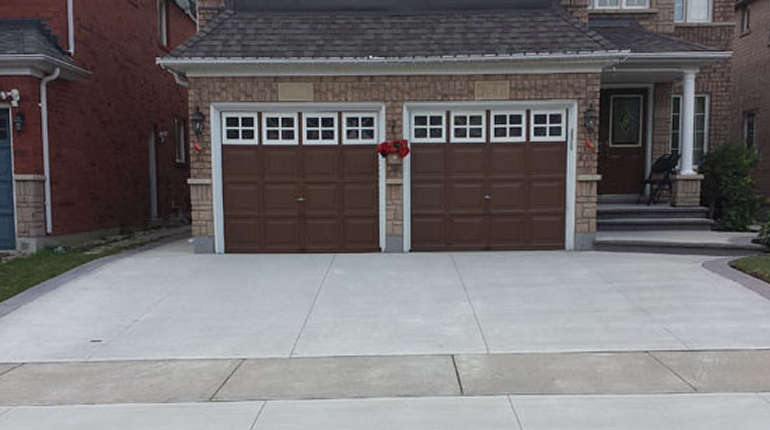 asphalt driveway repairs in Auburn